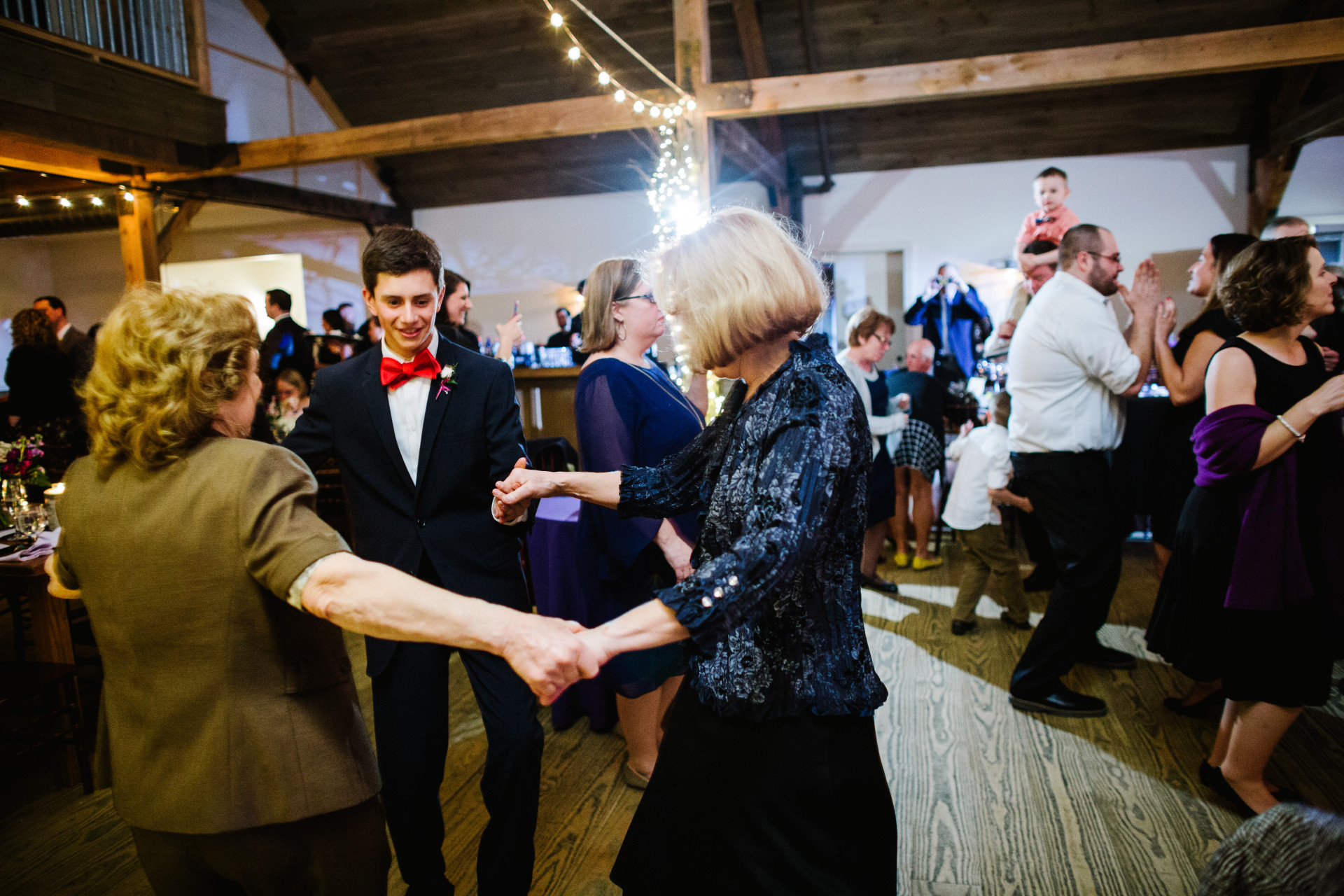 Mountain Top Inn Wedding Featuring Groovin’ You