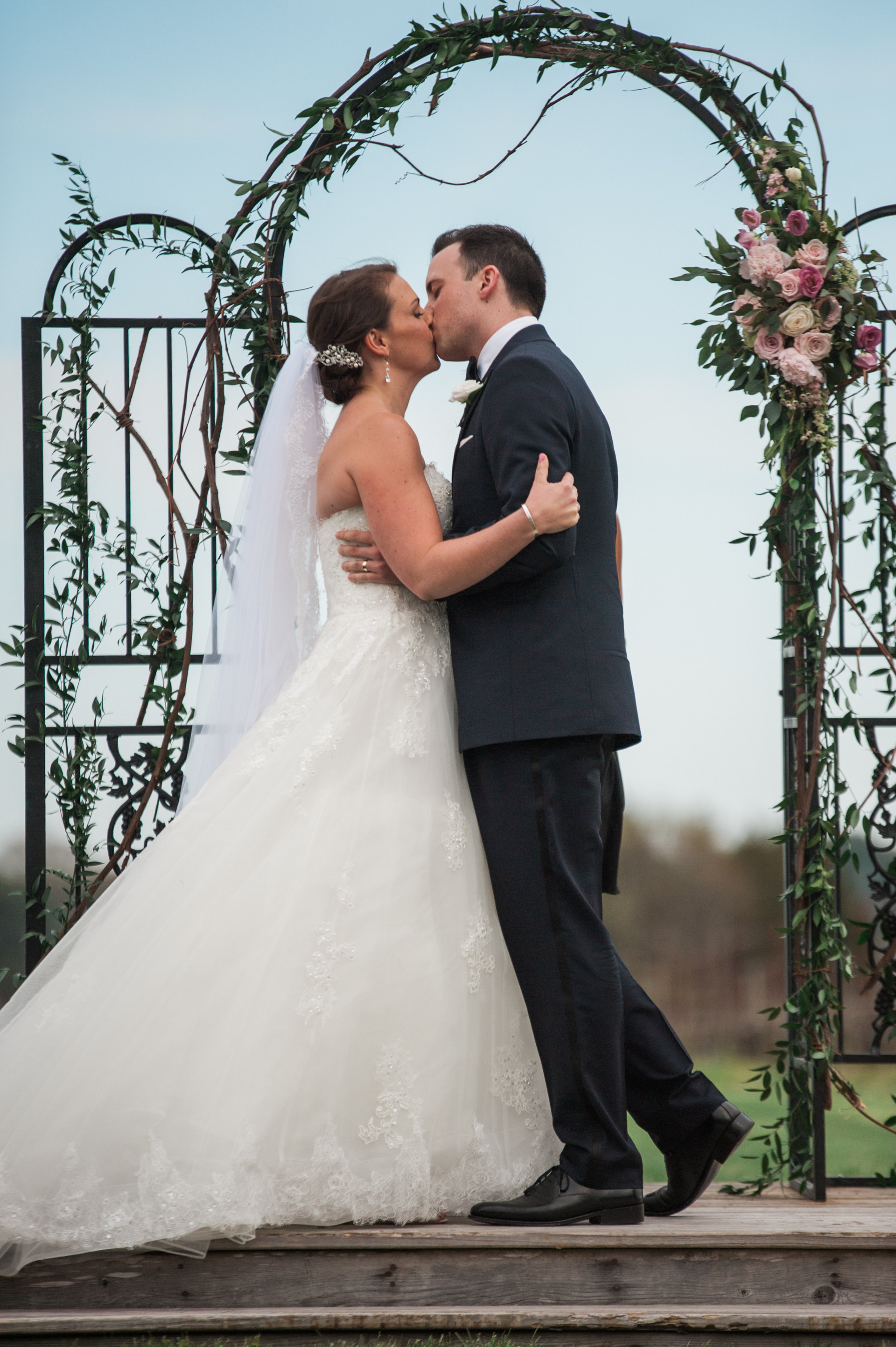 View More: http://aliciaannphotographers.pass.us/nicolelovesjon