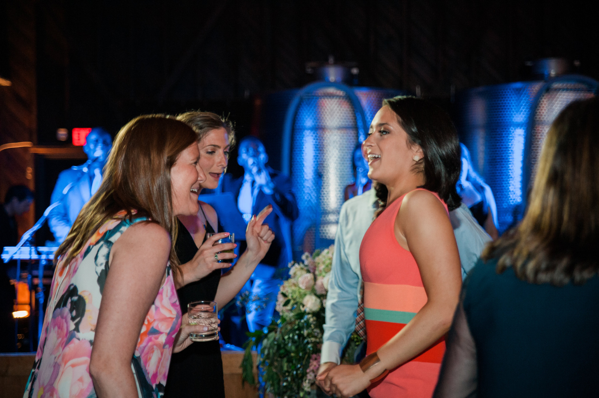 View More: http://aliciaannphotographers.pass.us/nicolelovesjon